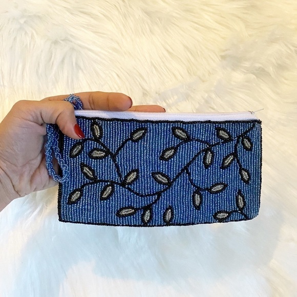 Hand Made Beaded Wristlet Clutch Mini Bag - Picture 3 of 4